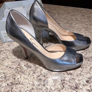 Jessica Simpson heels